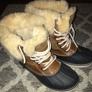Crocs Women’s Leather Boots Size 7